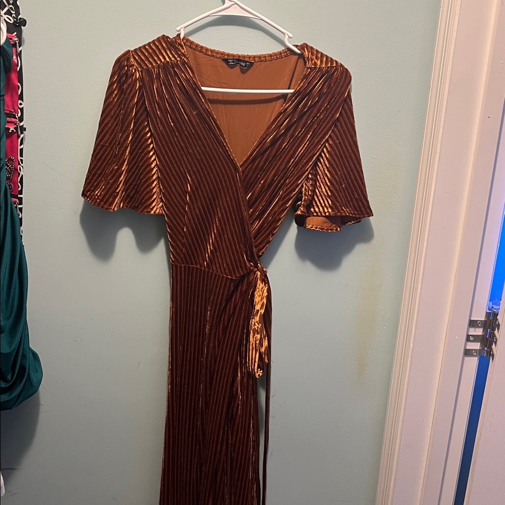 Velvet Wrap Dress in Rich Brown